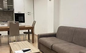The Square Apartment